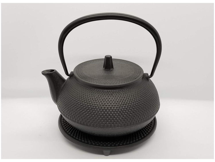 Iwachu Nambu Tekki Cast Iron Kettle & Teapot Set – 0.65L “Arare” Pattern with Trivet (Made in Japan)